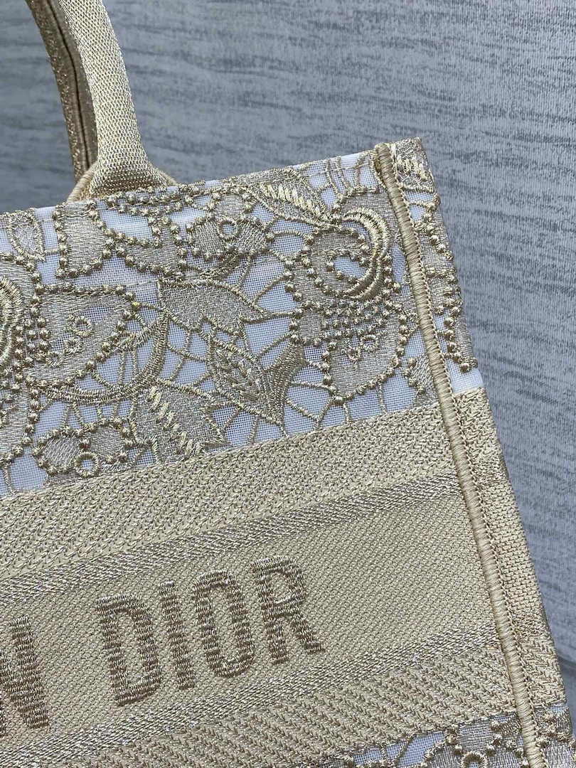 Dior Medium Book Tote M1296 Light Beige Flower Embroidery
