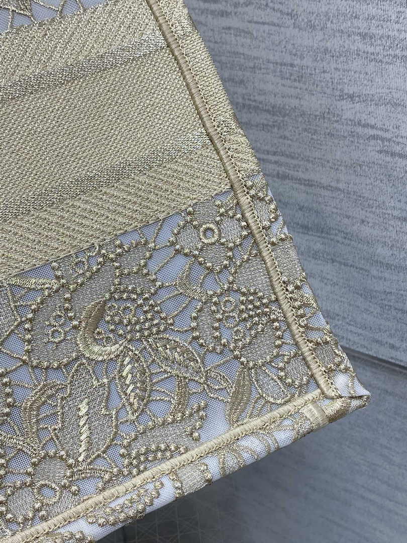 Dior Medium Book Tote M1296 Light Beige Flower Embroidery