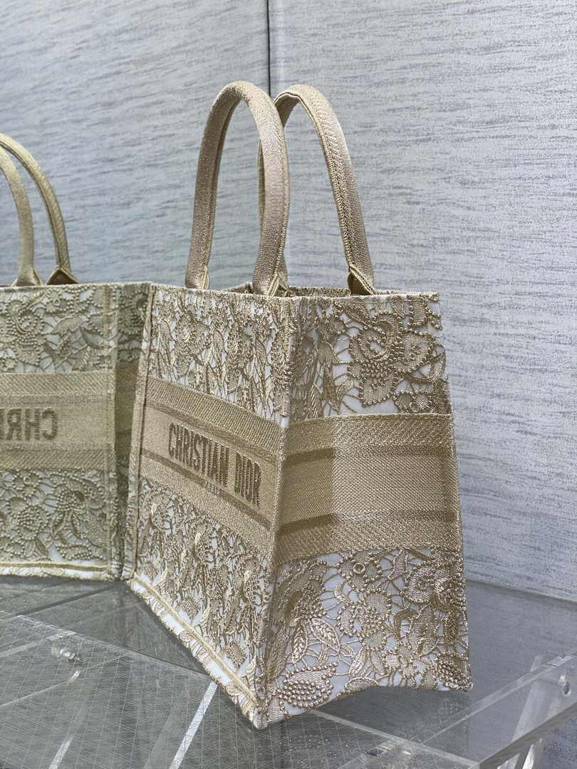 Dior Medium Book Tote M1296 Light Beige Flower Embroidery