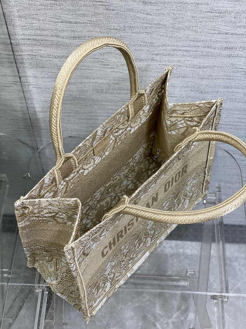 Dior Medium Book Tote M1296 Light Beige Flower Embroidery