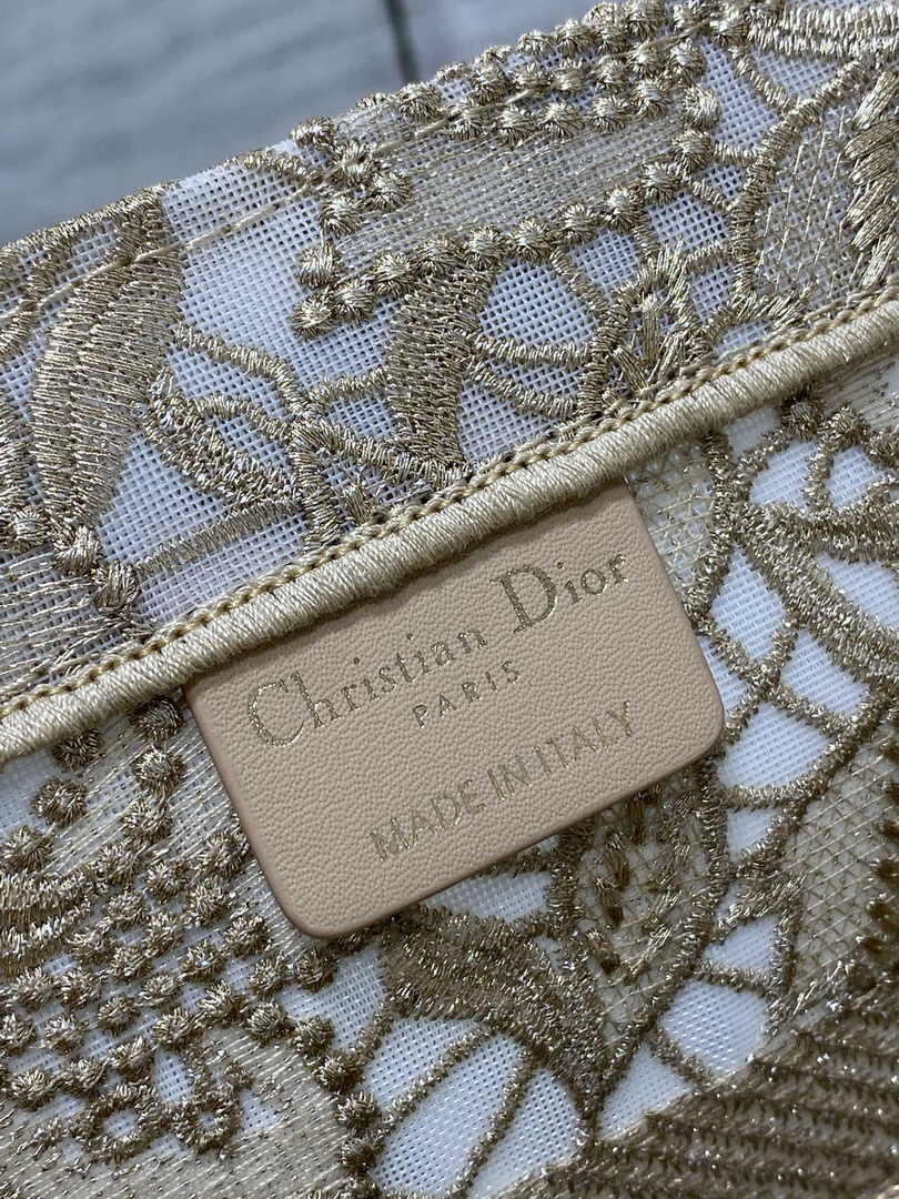 Dior Medium Book Tote M1296 Light Beige Flower Embroidery