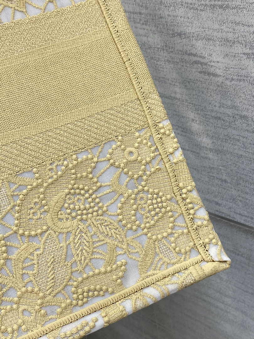Dior Medium Book Tote M1296 Beige Flower Embroidery