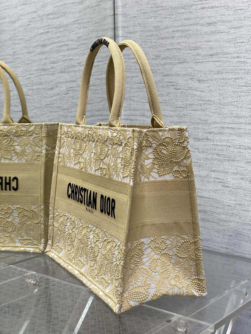 Dior Medium Book Tote M1296 Beige Flower Embroidery