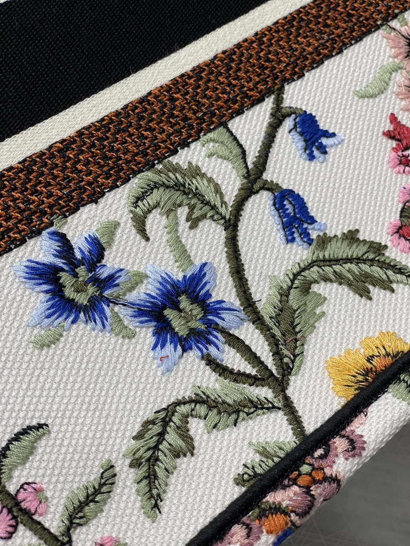 Dior Medium Book Tote M1296 Embroidery F