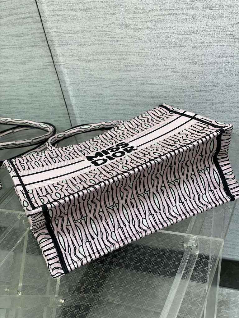 Medium Dior Book Tote M1296 White and Pale Pink Miss Dior Allover Embroidery - Default Title - View 4