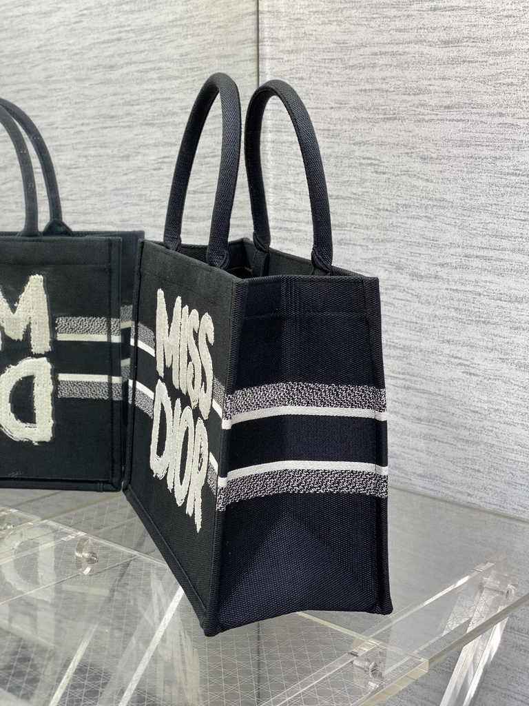 Medium Dior Book Tote M1296 Black Miss Dior Graffiti Embroidery - Default Title - View 3