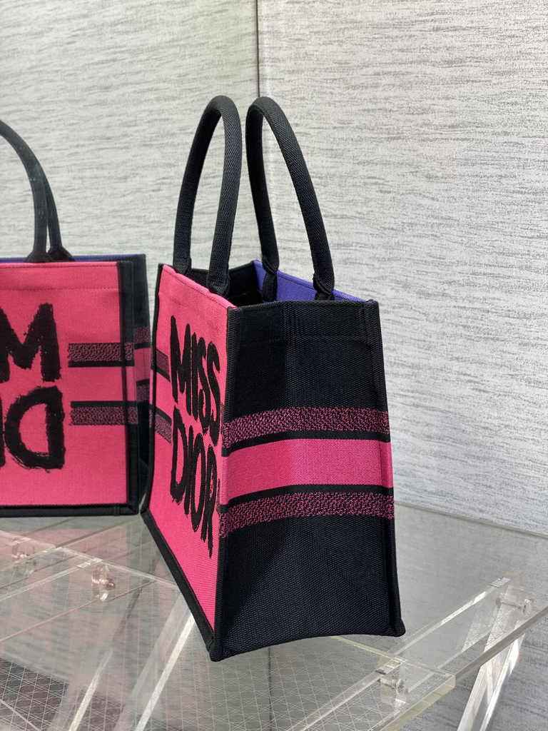 Medium Dior Book Tote M1296 Two-Tone Fuchsia and Purple Miss Dior Graffiti Embroidery - Default Title - View 3