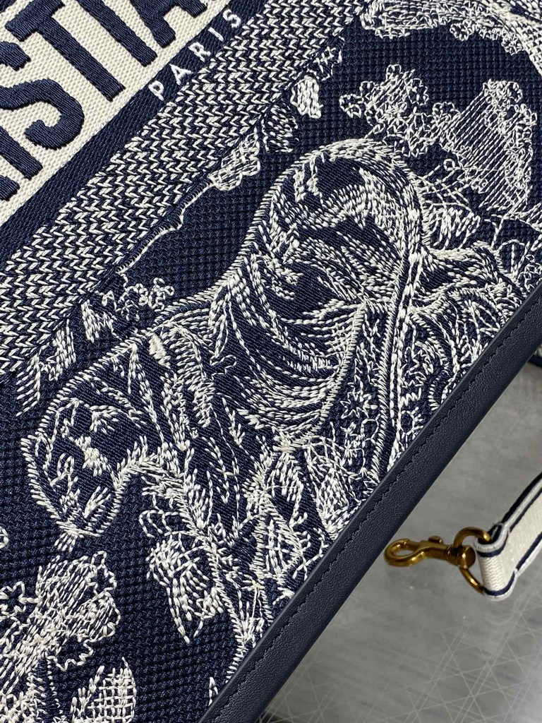 Medium Dior Book Tote M1296 Blue and Ecru Toile de Jouy Reverse Embroidery - Default Title - View 7