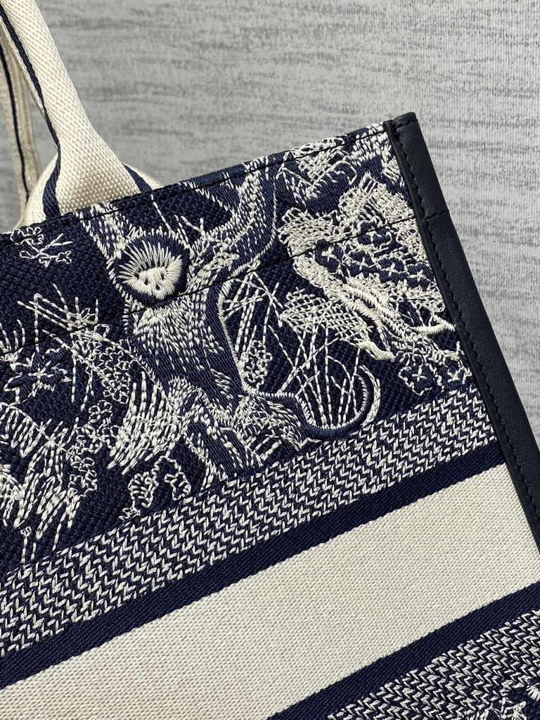 Medium Dior Book Tote M1296 Blue and Ecru Toile de Jouy Reverse Embroidery - Default Title - View 9