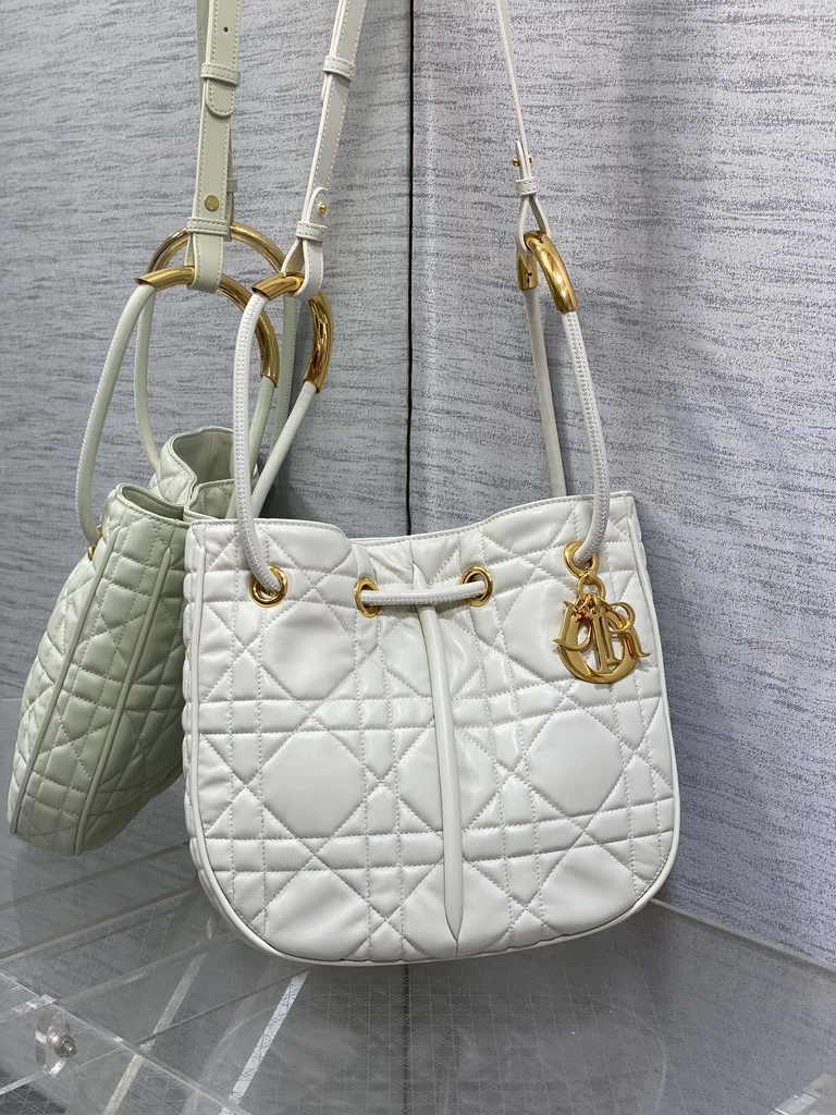 Medium Dior Nolita Bag M2312 White Macrocannage Lambskin - Default Title - View 1