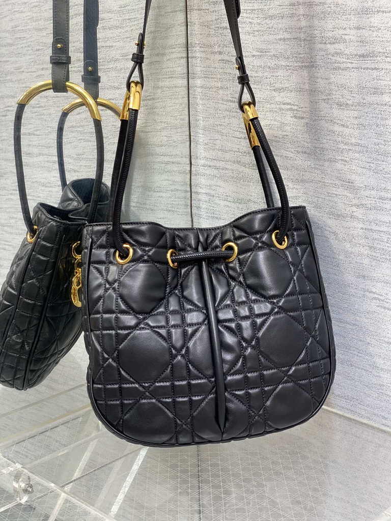Medium Dior Nolita Bag M2312 Black Macrocannage Lambskin - Default Title - View 2