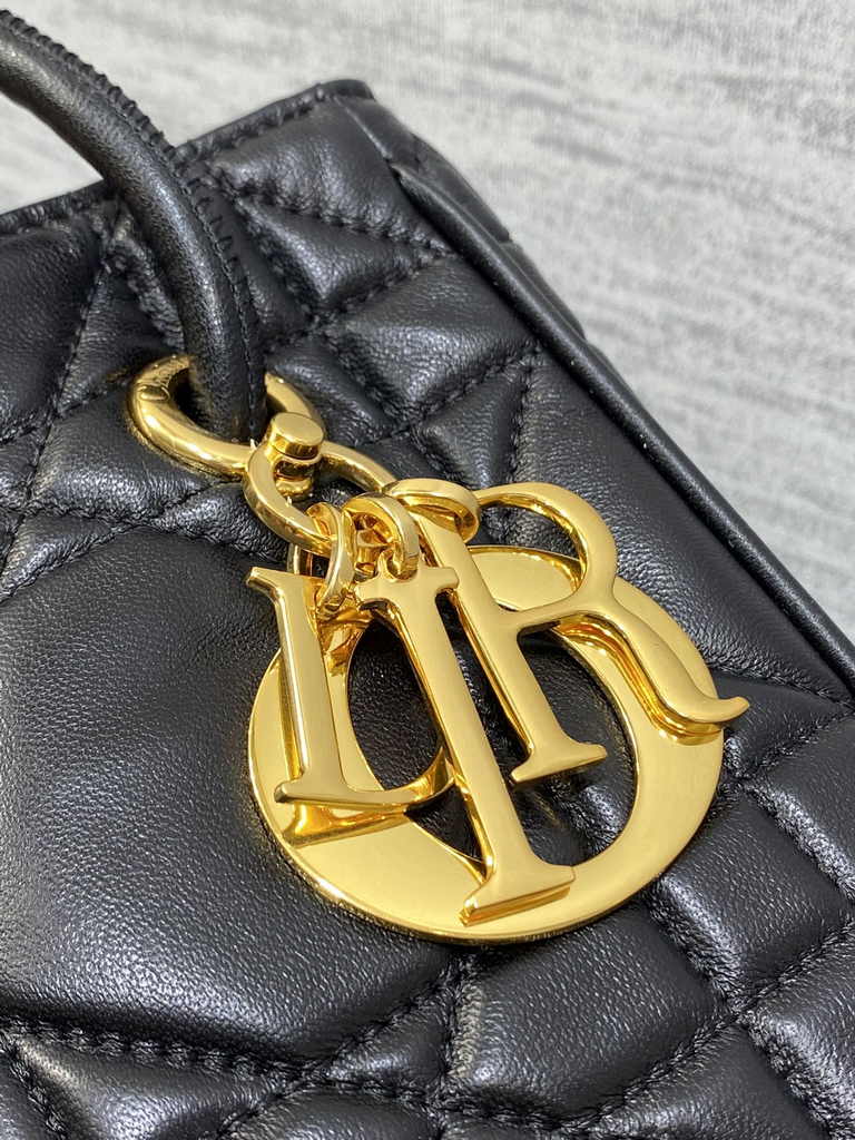 Medium Dior Nolita Bag M2312 Black Macrocannage Lambskin - Default Title - View 5