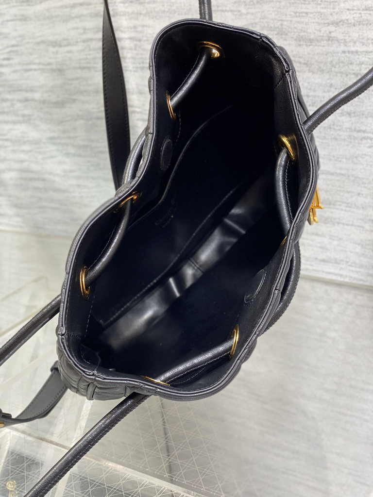 Medium Dior Nolita Bag M2312 Black Macrocannage Lambskin - Default Title - View 4