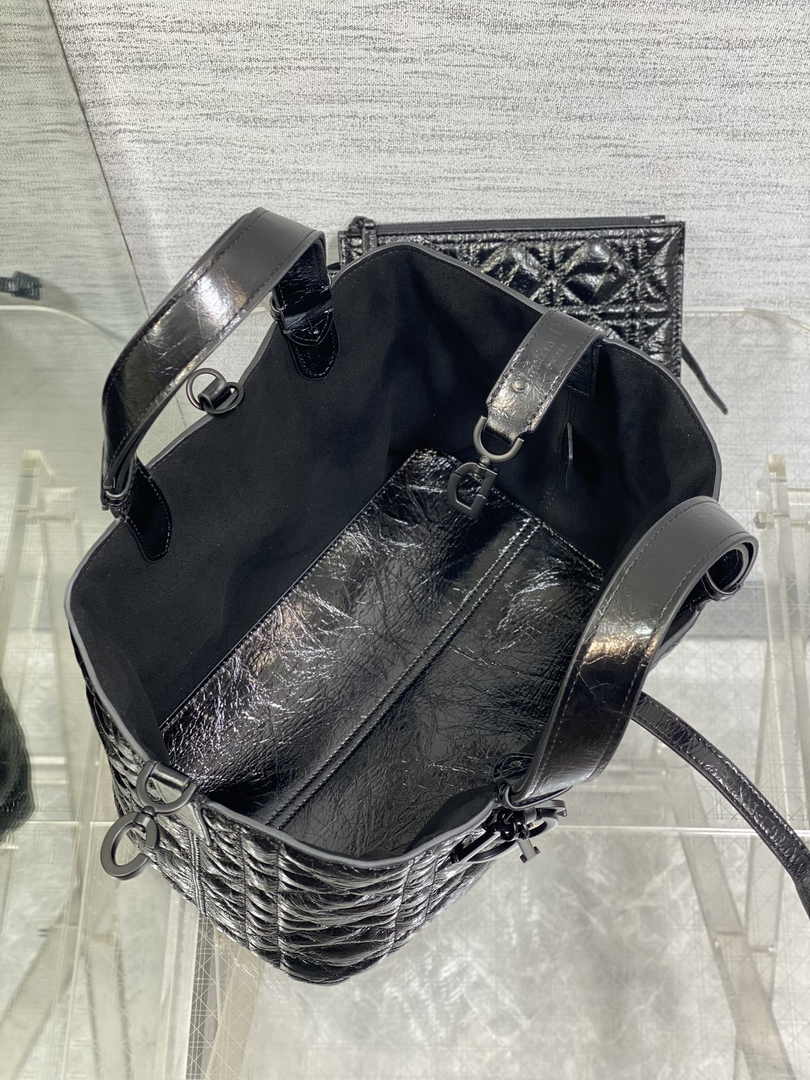 Medium Dior Toujours Bag M2821 Black Macrocannage Crinkled Calfskin - Default Title - View 5