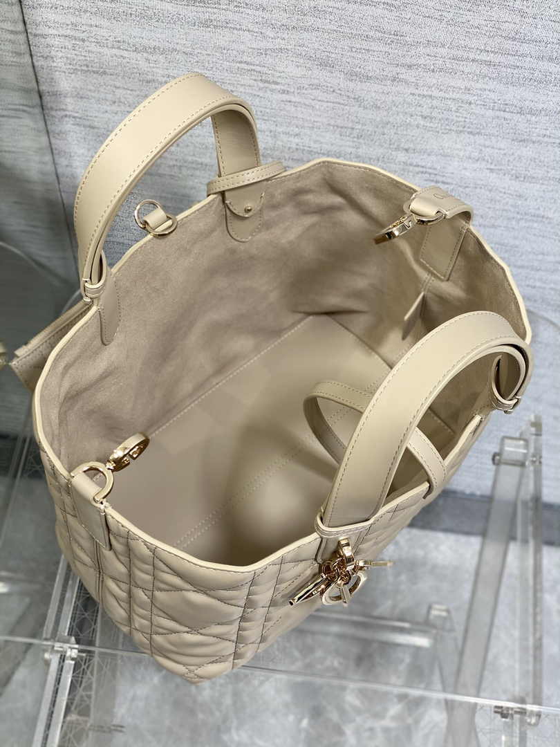Medium Dior Toujours Bag M2821 Beige Macrocannage Calfskin - Default Title - View 5