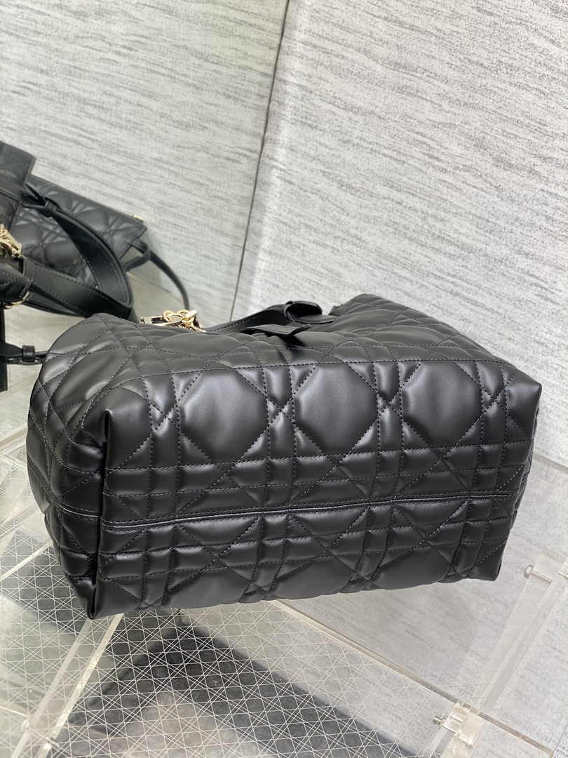 Medium Dior Toujours Bag M2821 Black Macrocannage Calfskin - Default Title - View 5