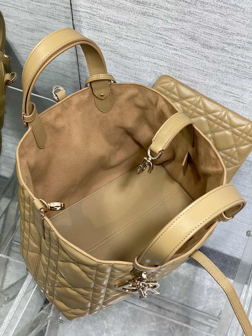 Medium Dior Toujours Bag M2821 Tan Macrocannage Calfskin - Default Title - View 5