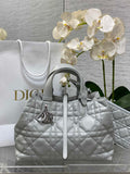 Medium Dior Toujours Bag M2821 Gray Macrocannage Calfskin - Default Title - View 1