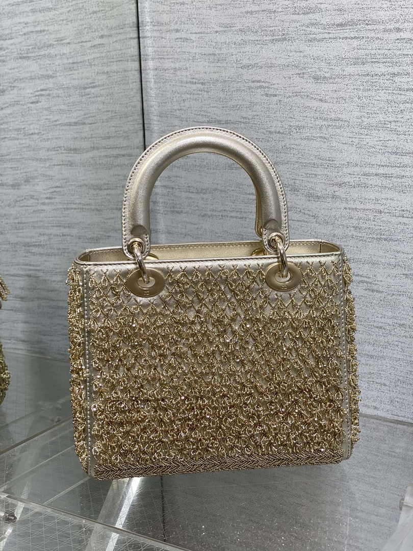 Medium Lady Dior Bag M0565 Silver Cannage Calfskin - Default Title - View 3