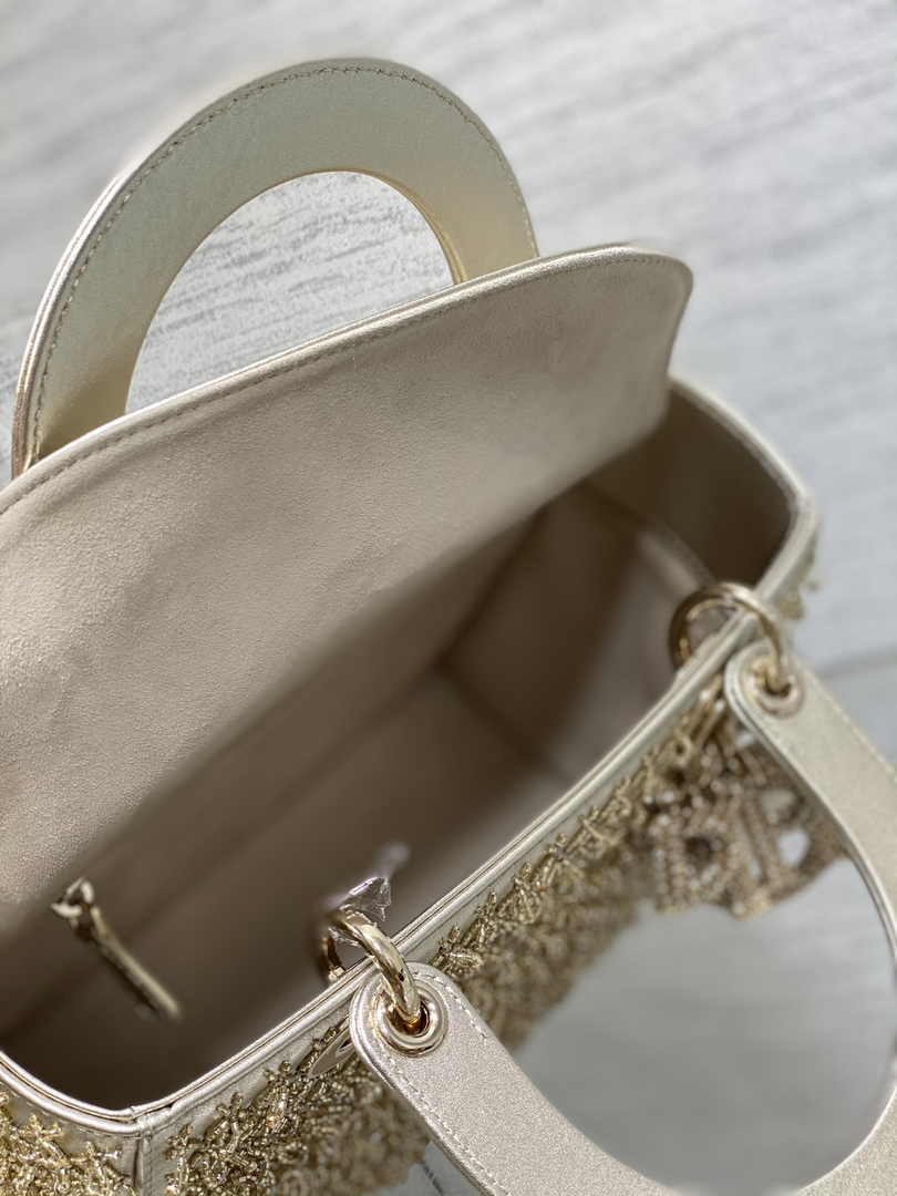 Medium Lady Dior Bag M0565 Silver Cannage Calfskin - Default Title - View 6