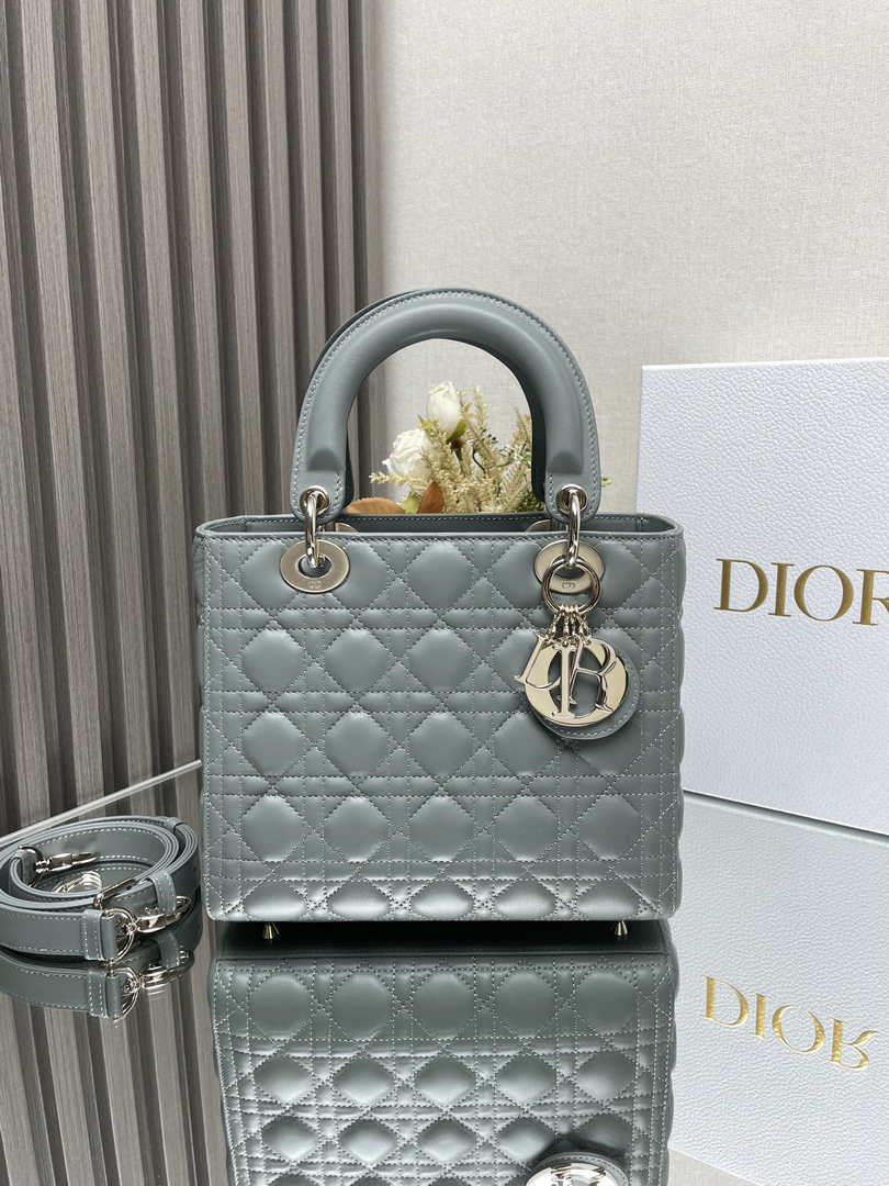 Medium Lady Dior Bag M0565 Gray Cannage Lambskin - Default Title - View 1