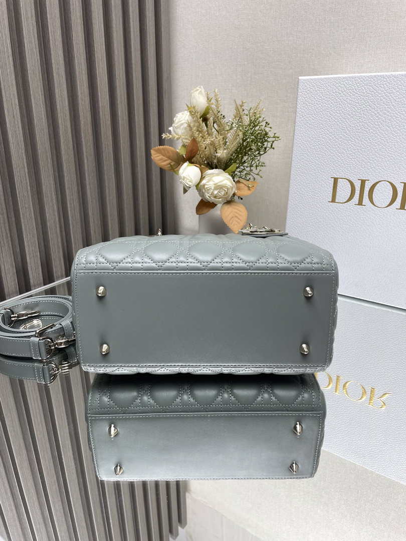 Medium Lady Dior Bag M0565 Gray Cannage Lambskin - Default Title - View 5