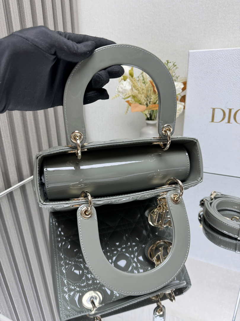 Medium Lady Dior Bag M0565 Gray Patent Leather - Default Title - View 6