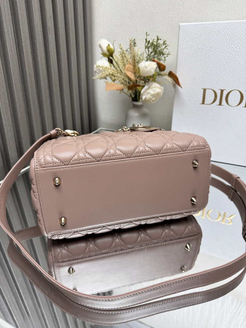 Medium Lady Dior Bag M0565 Pink Cannage Lambskin - Default Title - View 5