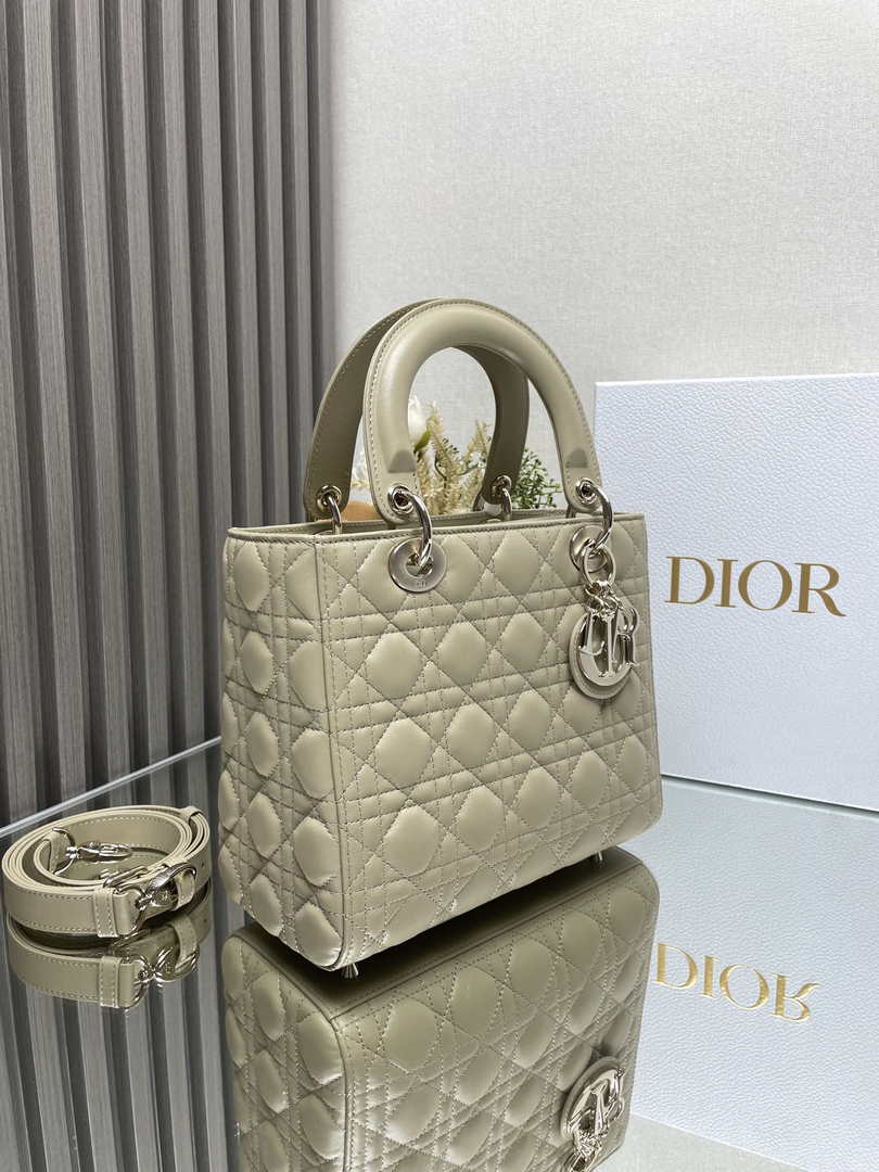 Medium Lady Dior Bag M0565 Apricot Cannage Lambskin - Default Title - View 3
