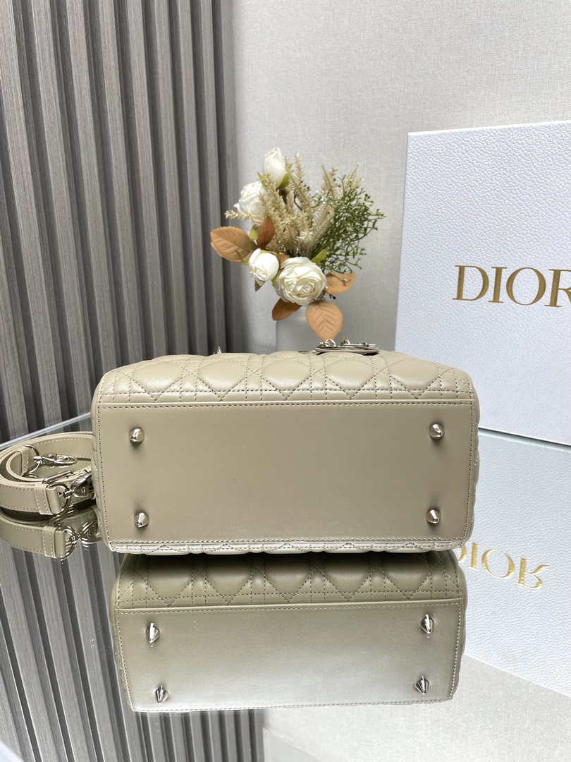 Medium Lady Dior Bag M0565 Apricot Cannage Lambskin - Default Title - View 5