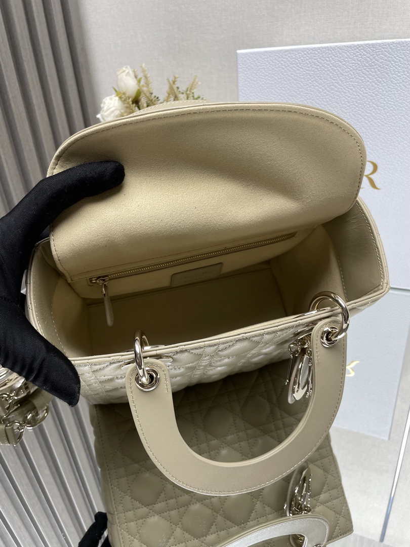 Medium Lady Dior Bag M0565 Apricot Cannage Lambskin - Default Title - View 8