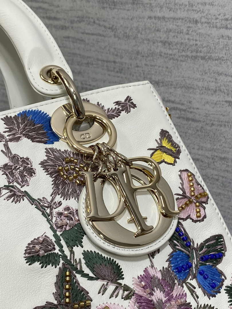 Medium Lady Dior Bag M0565 White Cannage Calfskin M62 - Default Title - View 3