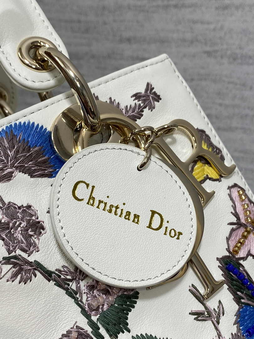 Medium Lady Dior Bag M0565 White Cannage Calfskin M62 - Default Title - View 4