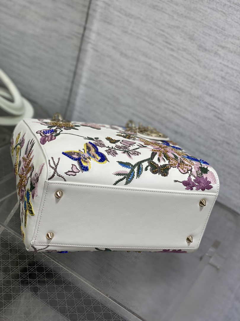 Medium Lady Dior Bag M0565 White Cannage Calfskin M62 - Default Title - View 7
