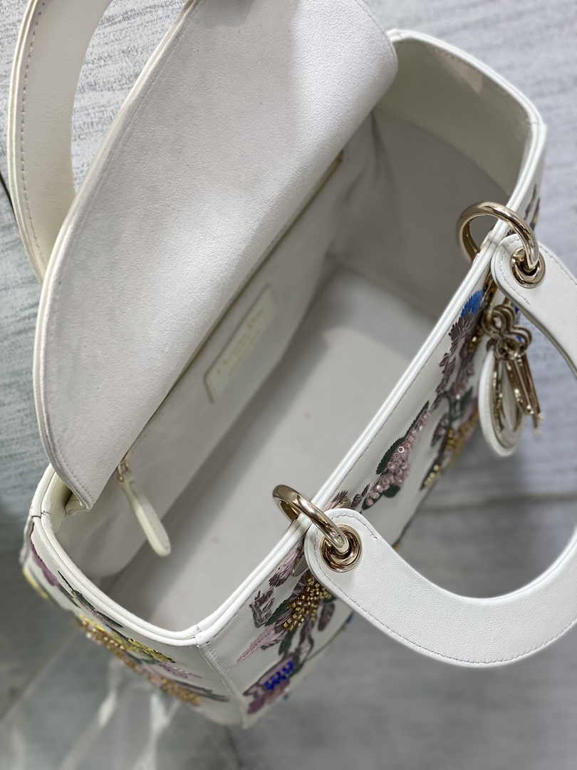 Medium Lady Dior Bag M0565 White Cannage Calfskin M62 - Default Title - View 8