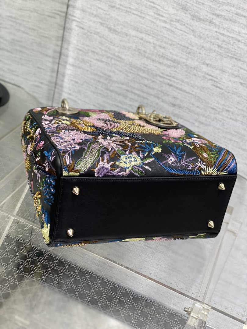 Medium Lady Dior Bag M0565 Black Cannage Calfskin M61 - Default Title - View 5
