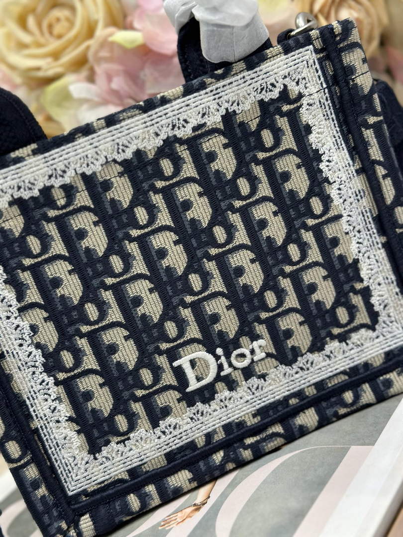 Mini Dior Book Tote – Blue Dior Oblique Embroidery & White Lace - S5584