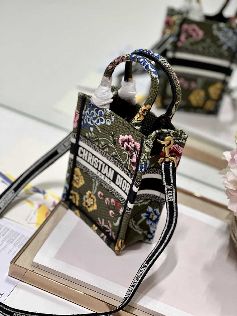 Mini Dior Book Tote Phone Bag S5555 Green Multicolor Raffia Petites Fleurs - Default Title - View 3