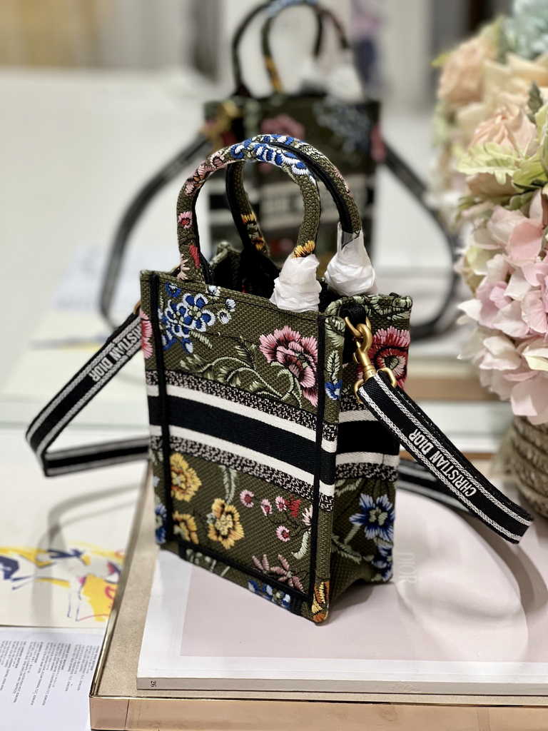 Mini Dior Book Tote Phone Bag S5555 Green Multicolor Raffia Petites Fleurs