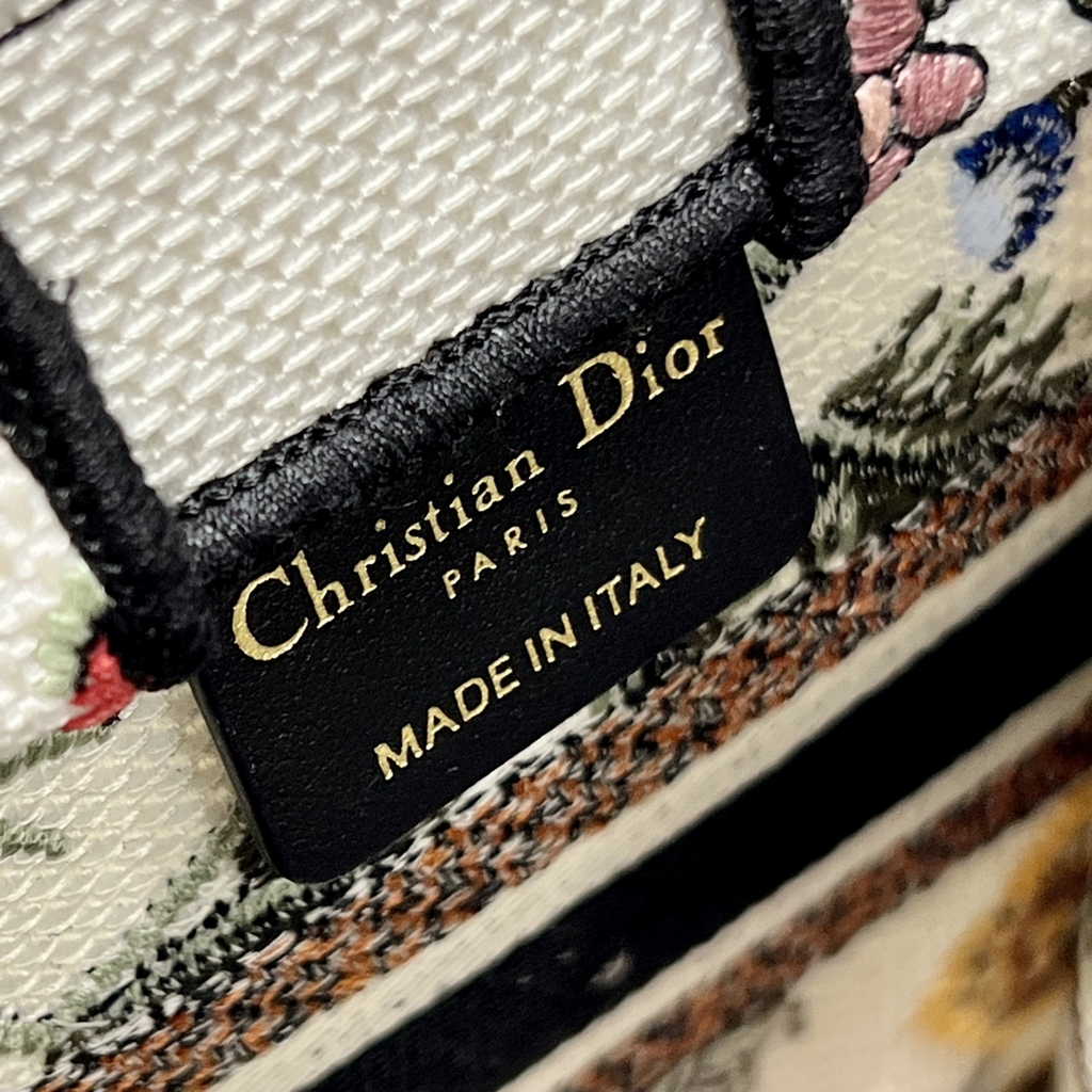 Mini Dior Book Tote Phone Bag S5555 White Multicolor Raffia Petites Fleurs