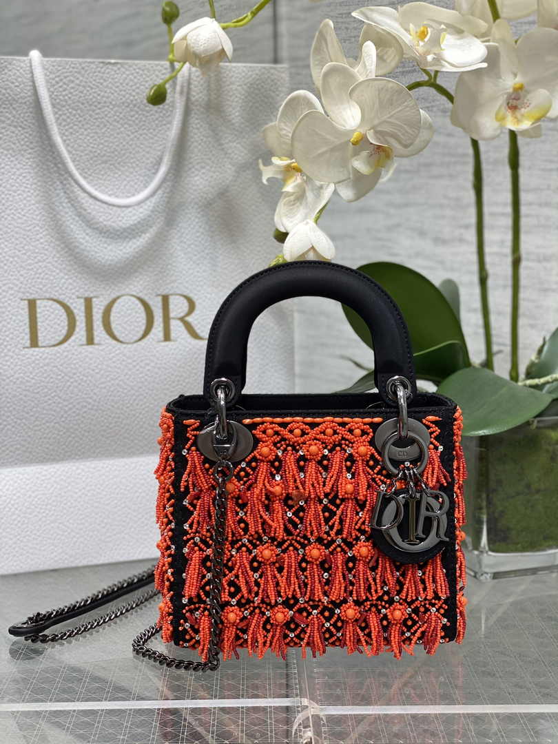 Mini Lady Dior Bag M0505 Red Lambskin M921 - Default Title - View 1