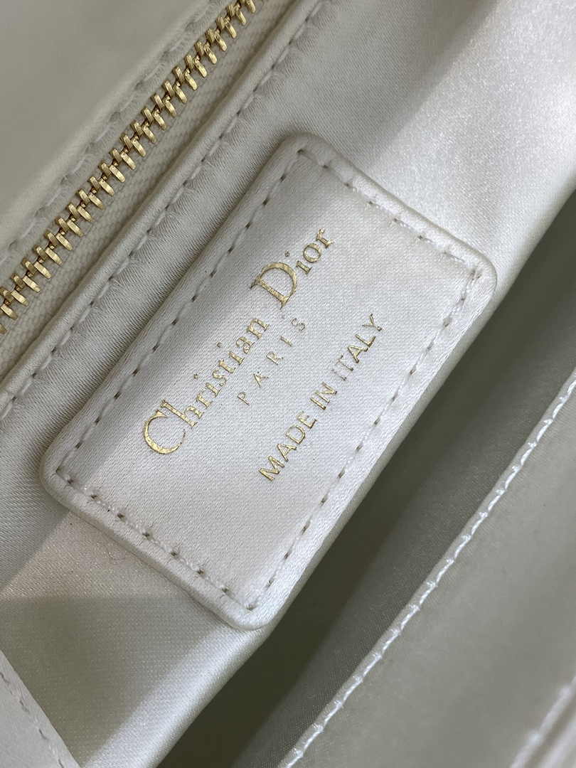 Mini Lady Dior Bag M0505 White Lambskin M910 - Default Title - View 10