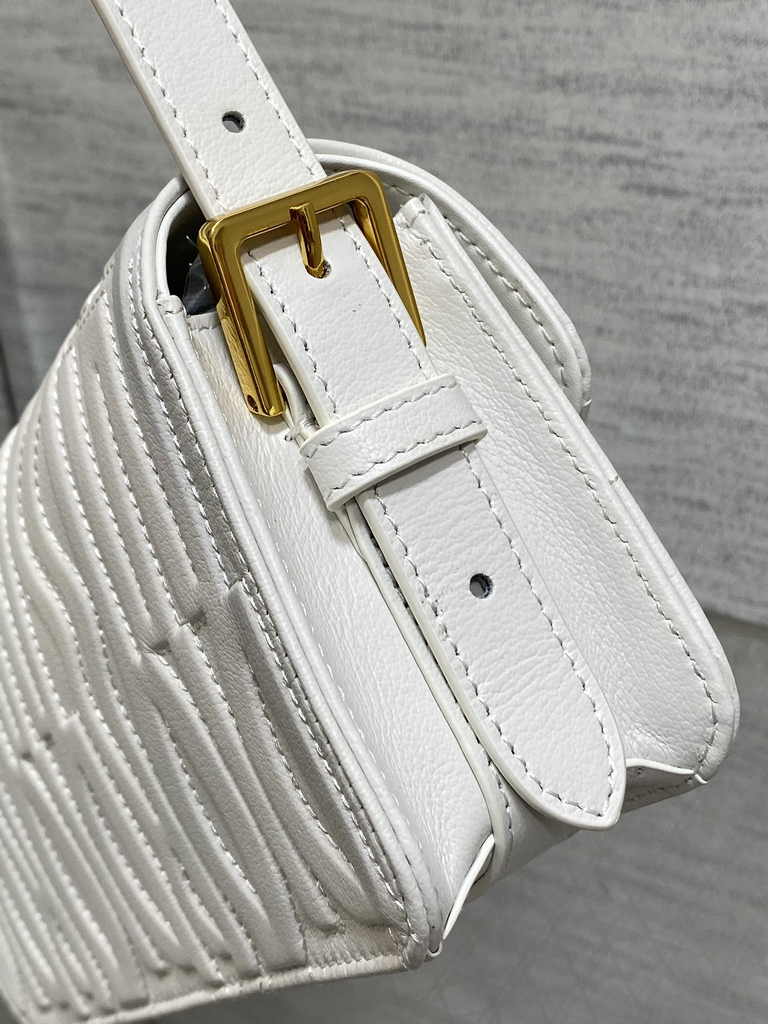 Miss Dior Flap Bag M2610 White Quilted Miss Dior Allover Calfskin - Default Title - View 7
