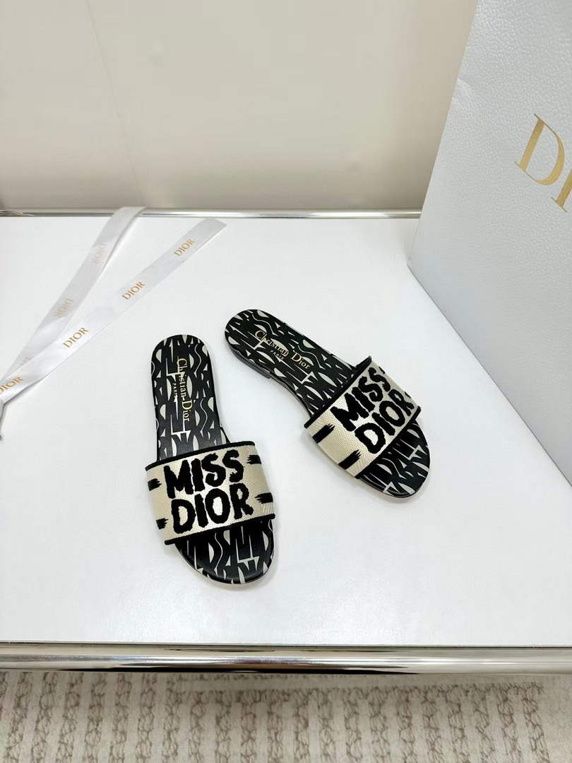 Miss Dior Slide for Women KCO5652