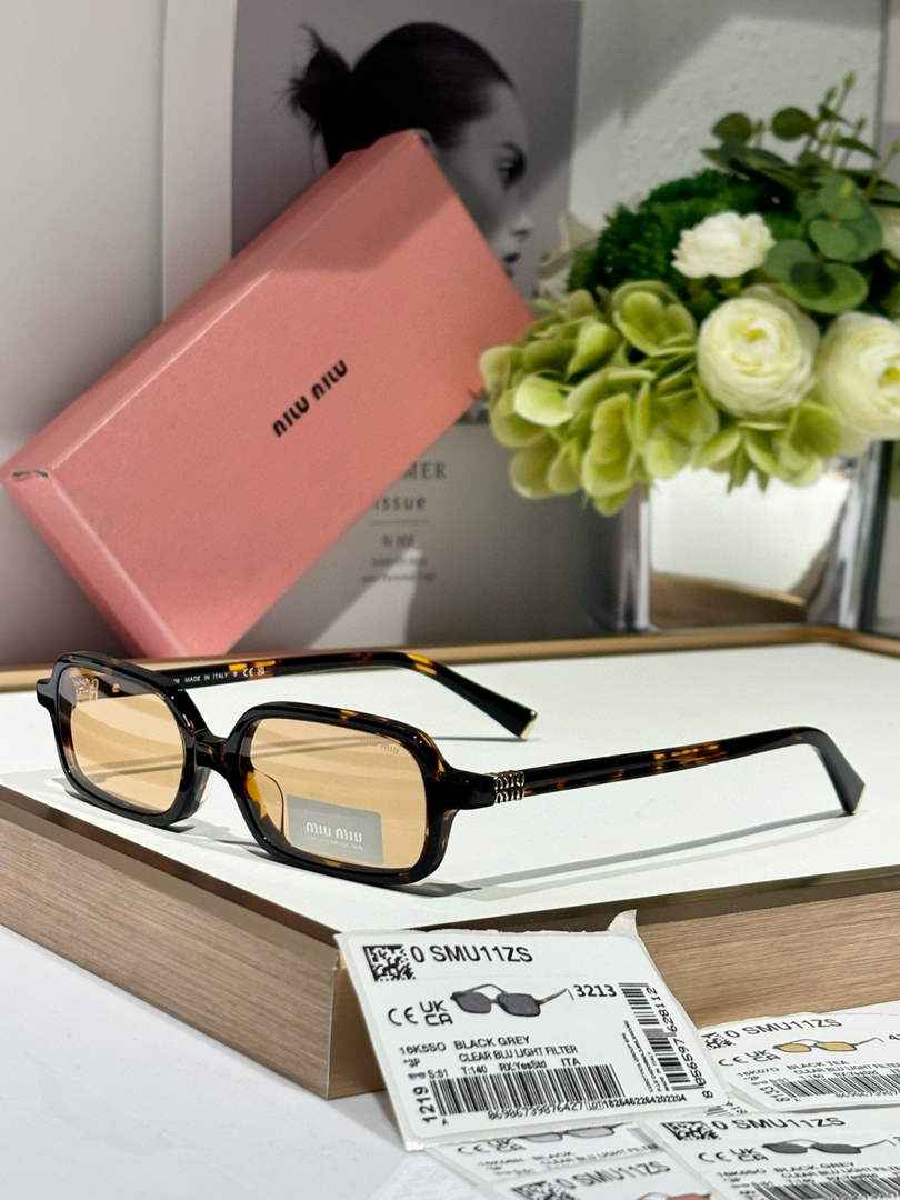 Miu Miu Sunglasses 50250731 - Default Title - View 1