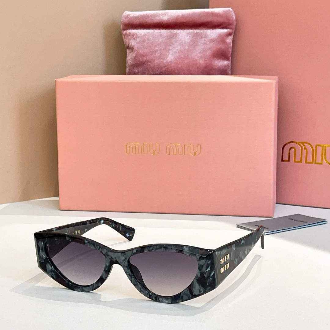 Miu Miu Sunglasses 20252816 - Default Title - View 1