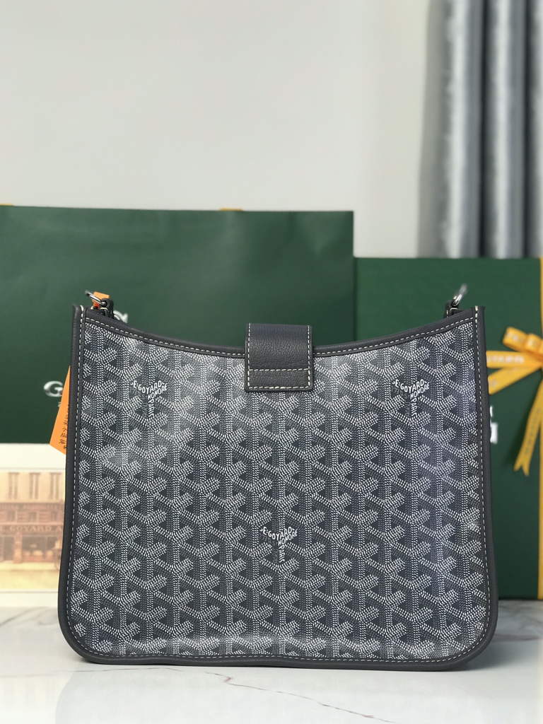 Goyard Musette bag, Goyardine Canvas Gray