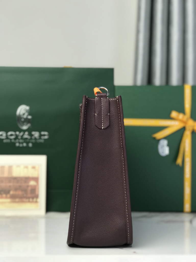 Goyard Musette bag, Goyardine Canvas Purple