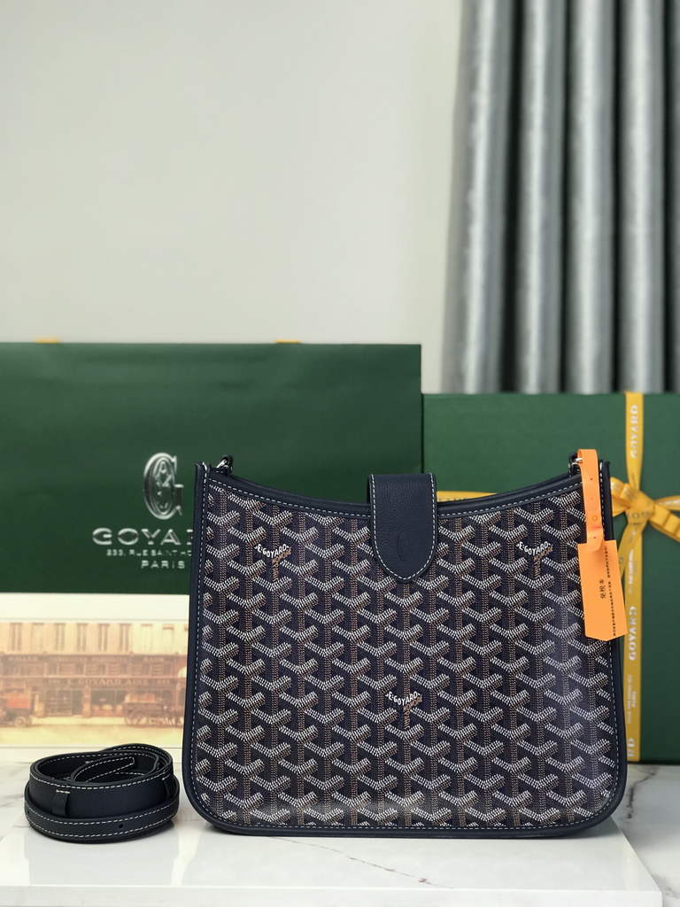 Goyard Musette bag, Goyardine Canvas Black
