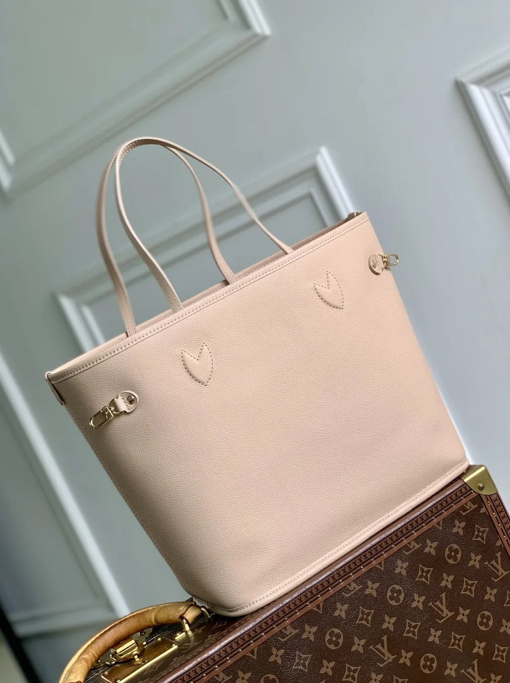 Louis Vuitton Neverfull Inside Out MM Bag, M25665 Dune Hazelnut Coated canvas
